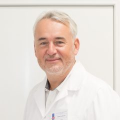 prof. dr hab. n. med. Andrzej Grzybowski